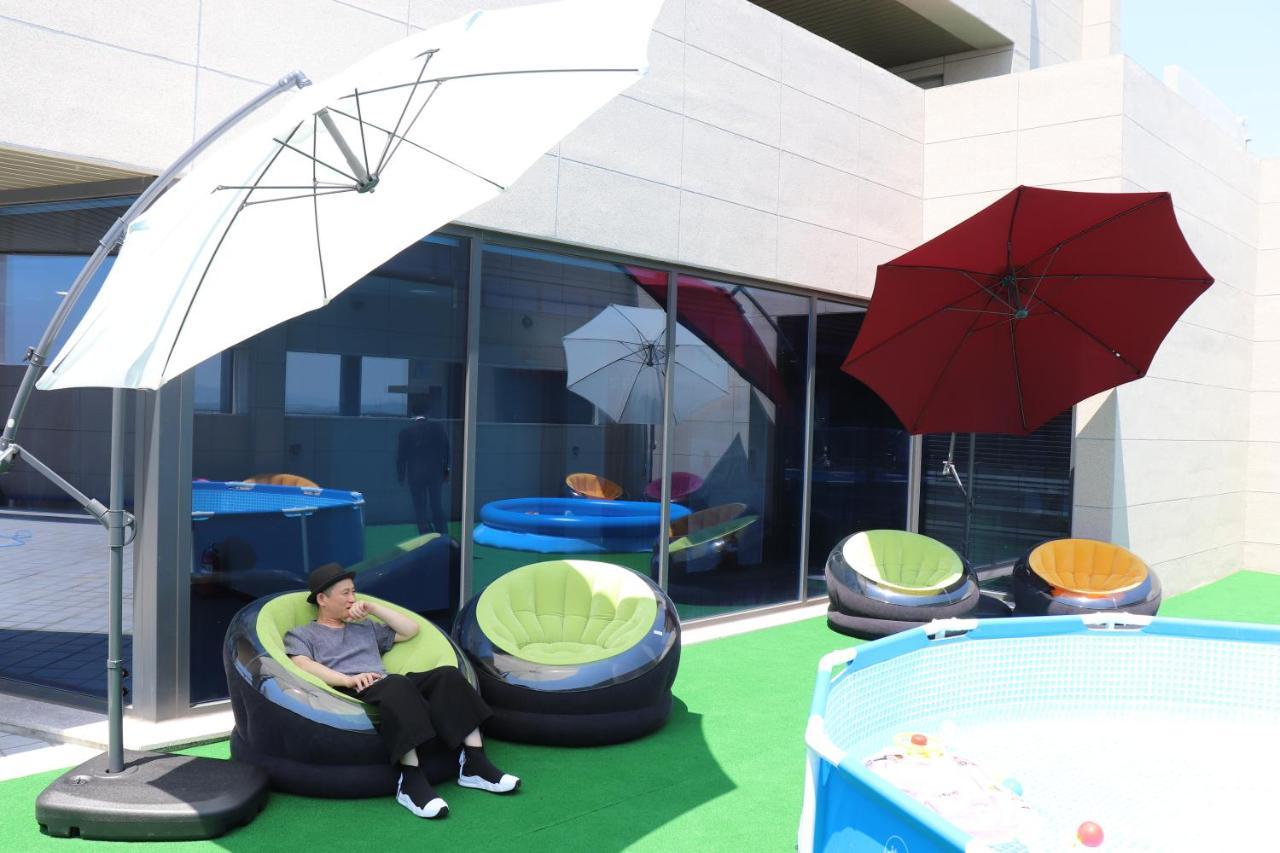 Western Bay Marina Hotel Pyeongtaek Bagian luar foto