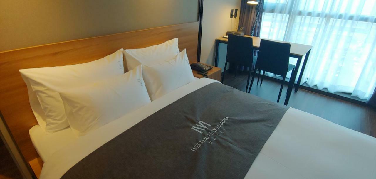 Western Bay Marina Hotel Pyeongtaek Bagian luar foto