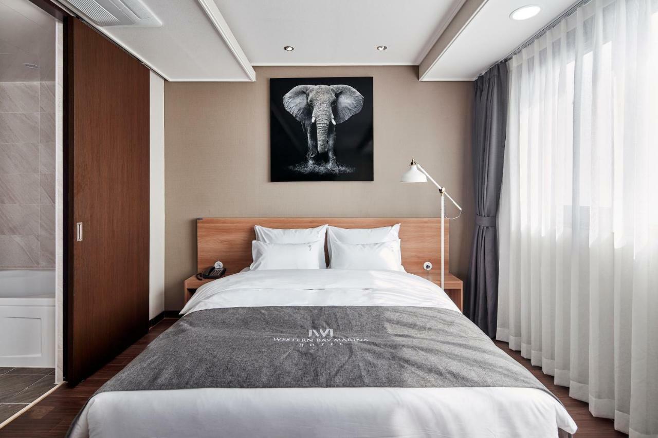 Western Bay Marina Hotel Pyeongtaek Bagian luar foto