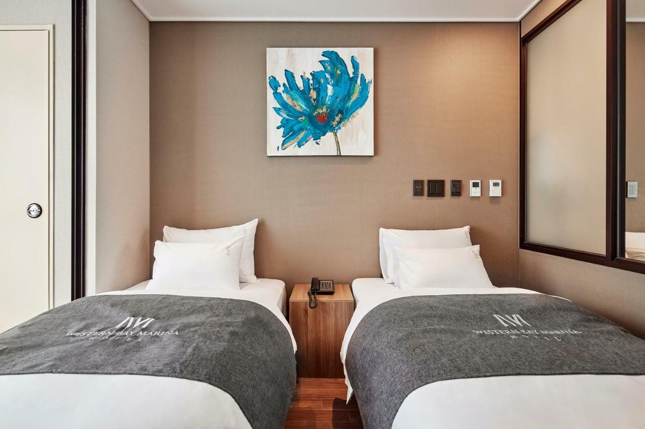 Western Bay Marina Hotel Pyeongtaek Bagian luar foto