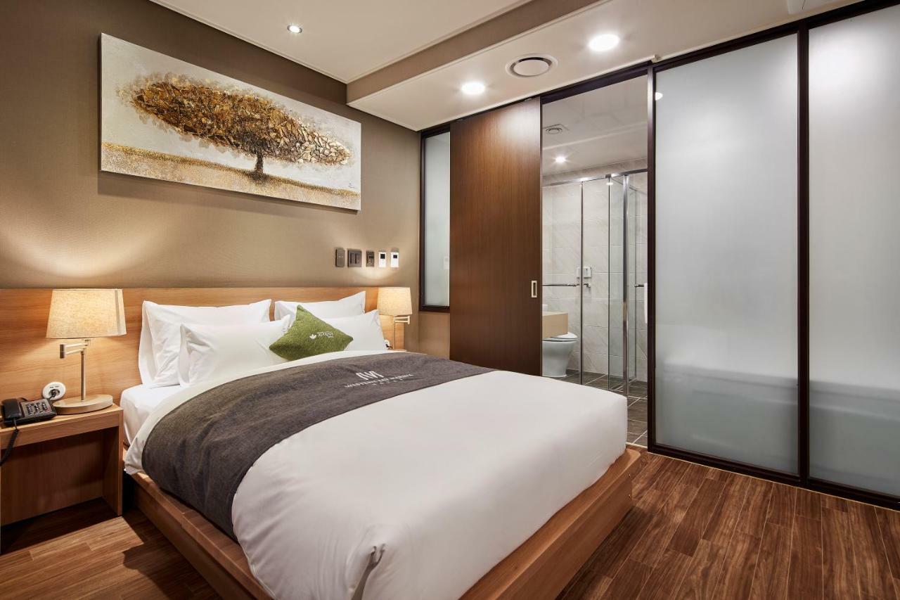 Western Bay Marina Hotel Pyeongtaek Bagian luar foto