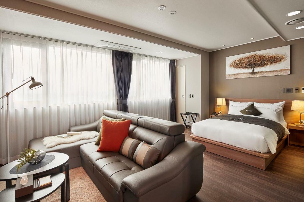 Western Bay Marina Hotel Pyeongtaek Bagian luar foto